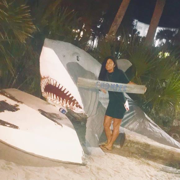 Meet your Posher, Robbin - Picture 1 of 1